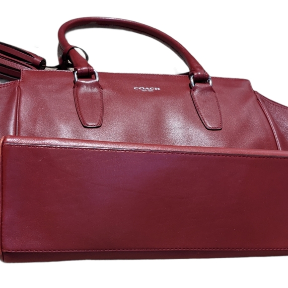 Authentic Coach Purse - Picture 5 of 6